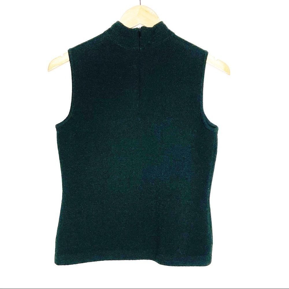 StāJohnā|Ā KnitāMockāNeckāSleevelessāTop - Picture 3 of 4